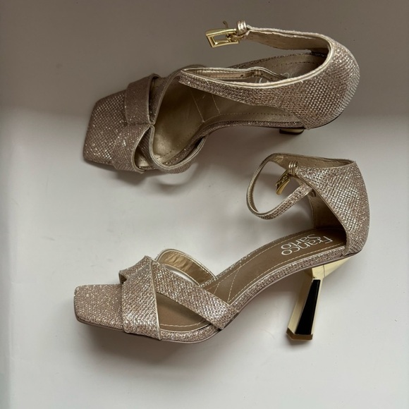 Franco Sarto Rania 2 Stiletto Cut-Out gold high heels Sz 7M - Picture 5 of 10